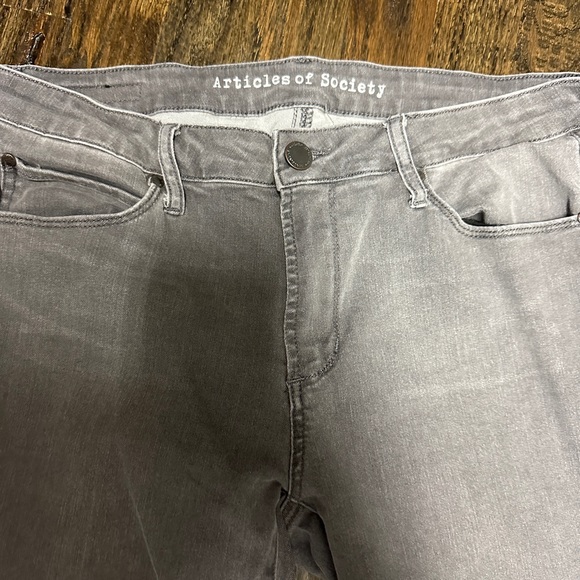 Articles of Society Grey Wash Jeans in Size 30 - Picture 2 of 5